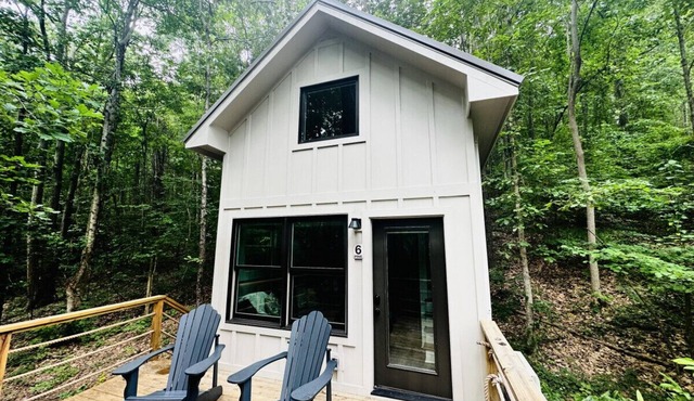 #2 (Maple) Luxury Treehouse near Lake Guntersville