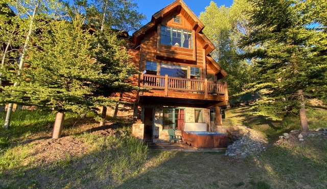 215 Double Eagle B2 - A Picturesque Cabin