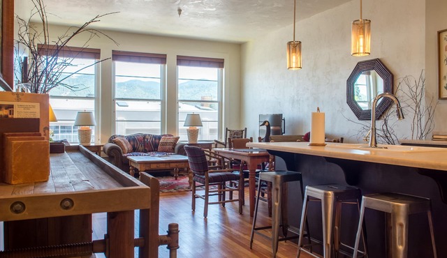 2bd Loft in Historic Grants Pass # 119