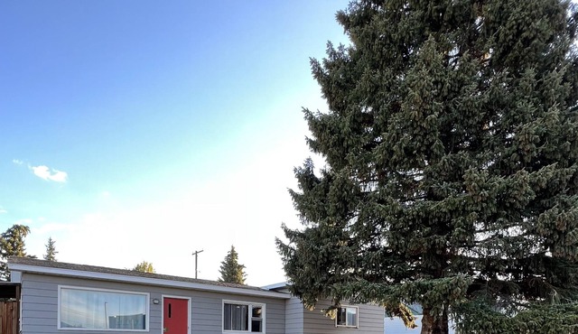 2bed/1bath Comfortable home for your next trip to Butte, MT