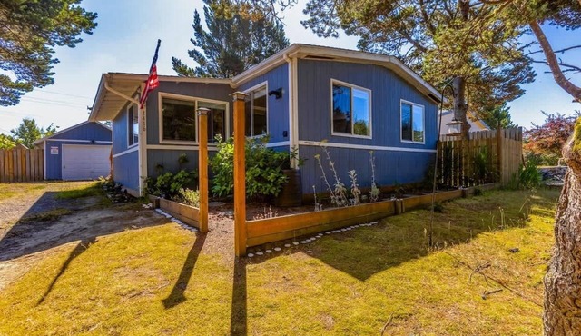 2BR Coastal Retreat | Fenced Yard | Fire Pit