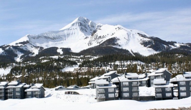 3-bedroom condo near mountain village on shuttle route