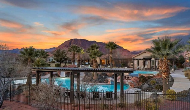 33| Poolside Retreat in St George with 3 Deck Views