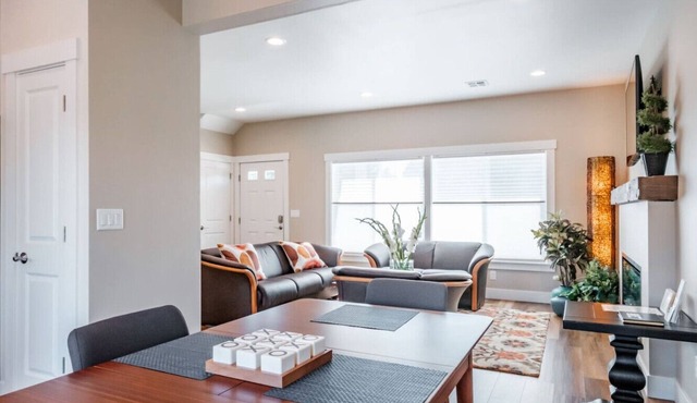 47th Place - SW Corvallis - 4-bedroom