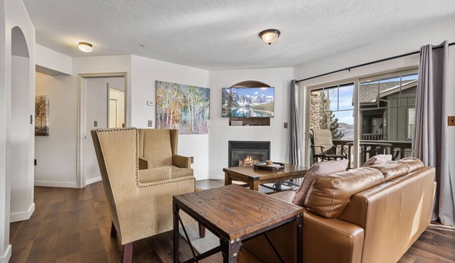 5 Minutes to Gondola, Fox Bay Favorite, 2 Bed/2 Bath, Sleeps 6