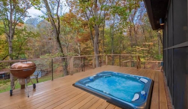 65Acres HotTub, Sauna, Cold Plunge, Fishing + Golf