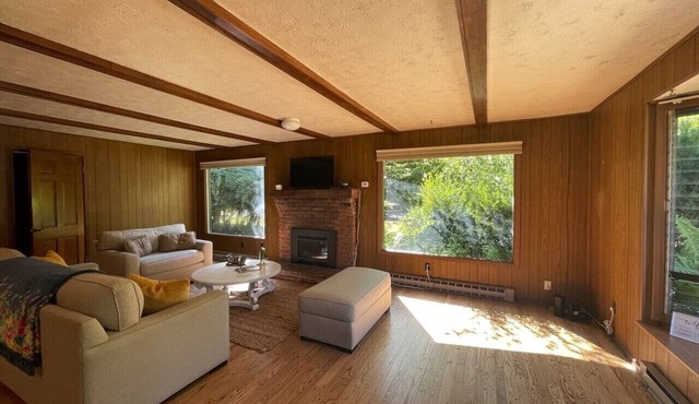 70s Charmer on Hayden Country Club