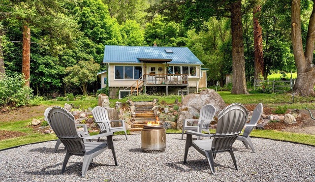 A serene, rustic farmhouse nestled on the banks of the Jocko River. Perfect for nature lovers, this cozy getaway offers peace, privacy, and stunning outdoor spaces to immerse yourself in the beauty of Montana.