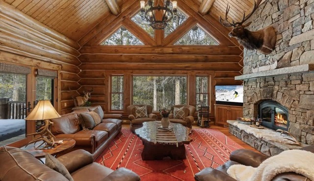 Abode at Forest Edge, luxury log home, hot tub