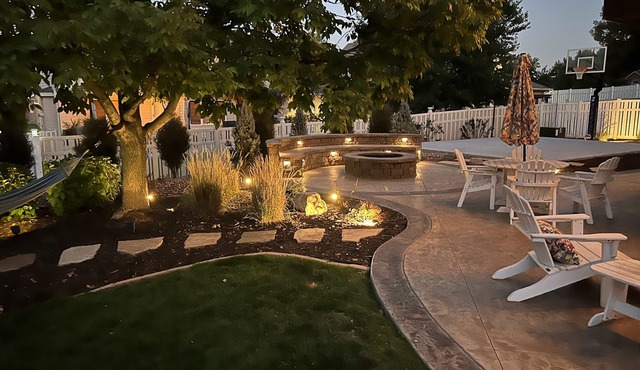🌟ACTIVE FAMILIES DREAM🌟hot-tub, b-ball, sauna, fire-pit, trampoline + game room!