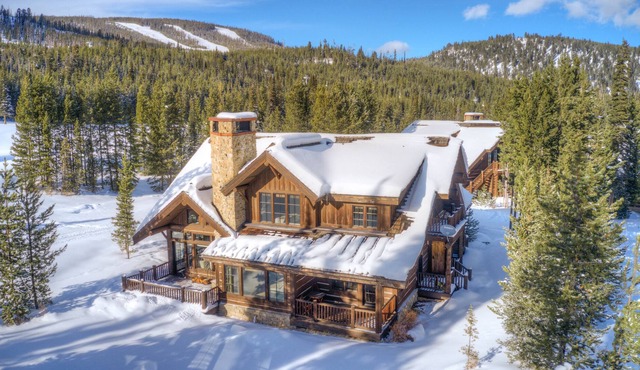 Alpine Homestead Cabin: Spanish Peaks Mountain Club, Ski-In-Ski-Out, Hot Tub