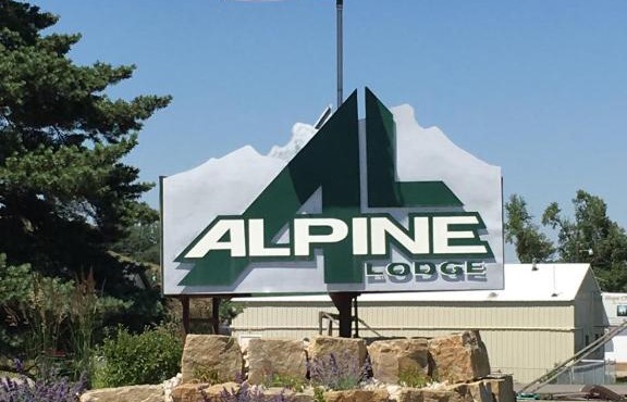 Alpine Lodge