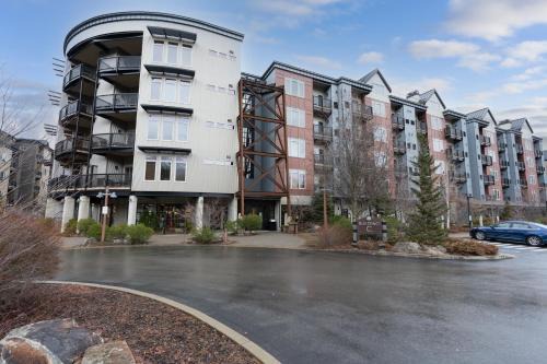 Amazing Private Condo at Silver Mountain Morning Star Lodge