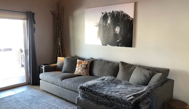 Amazing Ranch Condo with all the Elkhorn amenities