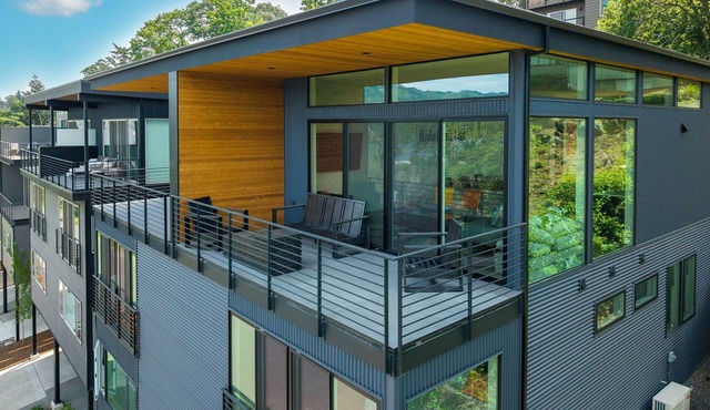 Amazing view, luxury home, multi-level w/an elevator