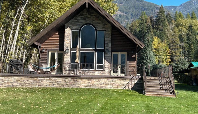 Amazing Views at the Lake Lodge house, Bull Lake, Montana