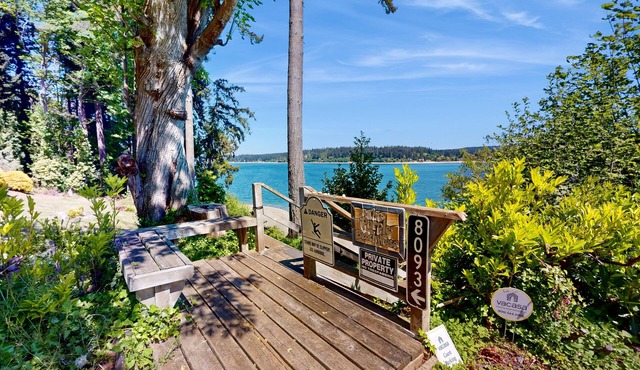 Amazing waterfront home with dock, lanai, W/D, & dog-friendly