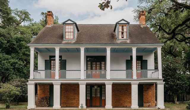An Authentic Cajun Experience right in the heart of Lafayette