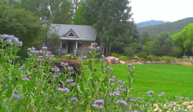 Apple Orchard Inn