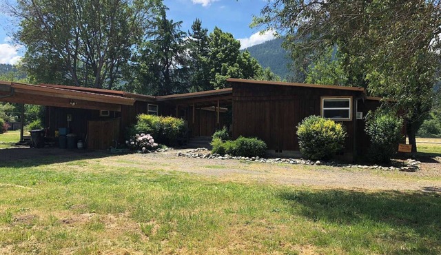 Applegate River Retreat | Mineral Baths