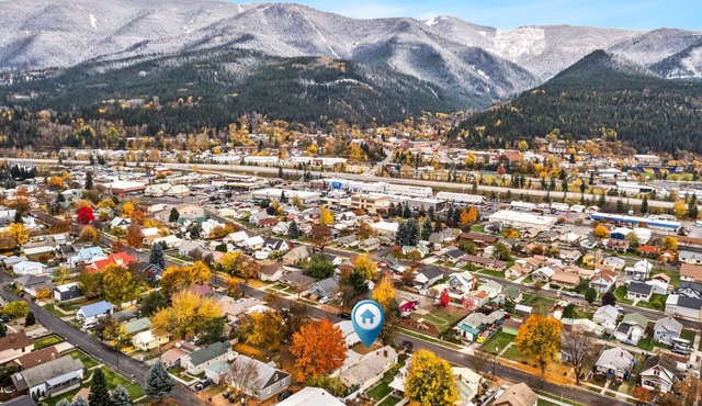 Apres Ski and Bike Mission Adventuring Base/HOT TUB/