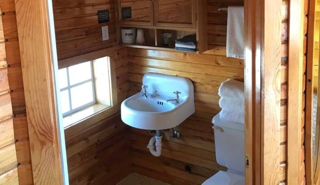 Ashton Historic Log Cabins 6