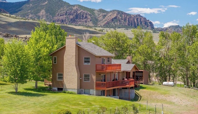 Aspen View Retreat- ideally located between Cody and Yellowstone