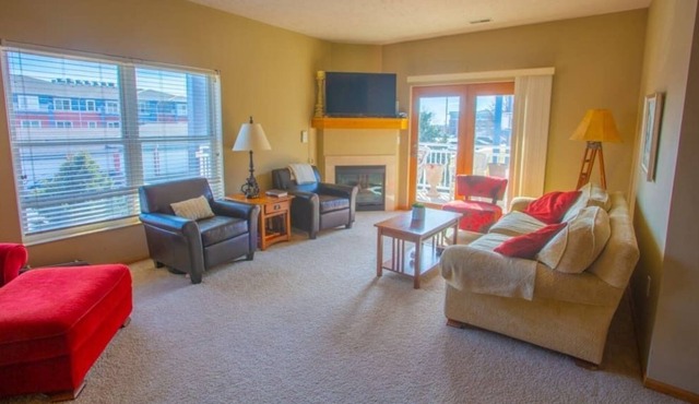 Beautiful Cozy Condo with Pools/Gym-Self Check-In