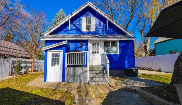 Beautiful Home in the Heart of Downtown CDA - Can't beat the location!
