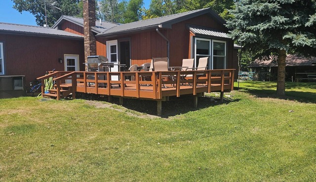 BEAUTIFUL HOME ON SAGINAW BAY