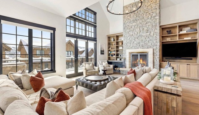 Big Sky Haven | Hot Tub + Fireplace + Views