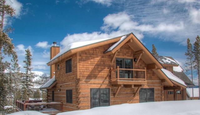 Big Sky Vacation Rentals: PR Manitou 5