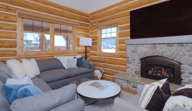 Big Sky Vacation Rentals: PR Red Cloud 1A