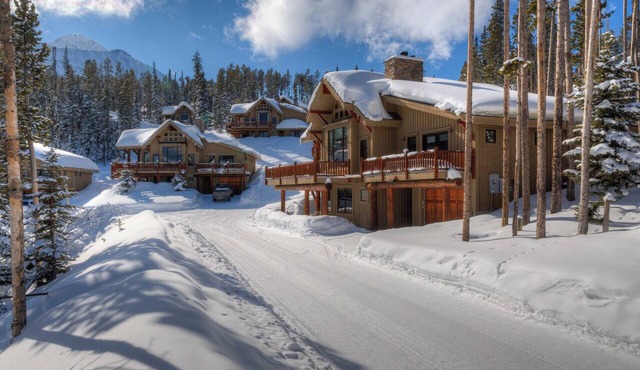Big Sky Vacation Rentals: MMH 6 Harvest Moon