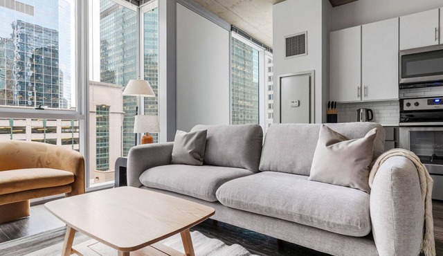 Blueground | Chicago Loop, rooftop, nr Millennium Park in Chicago