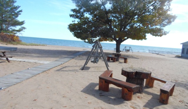 Board Walk Beach 2 Tree House one of 3 cabins on Lake Huron