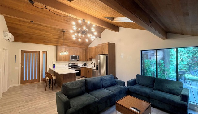 Brand New Luxury Retreat in Bellevue's Bridle Trails Forest