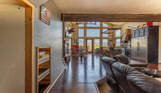 Breathtakingly charming 4-bedroom house with WiFi in Charlo.