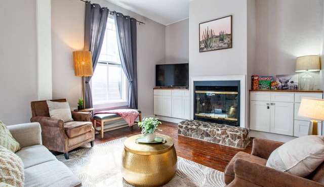 Bright Old City Loft
