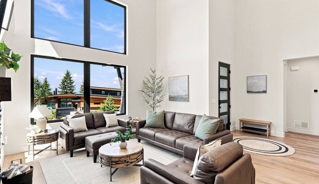 Brundage Luxury Retreat | Hike Bike Relax