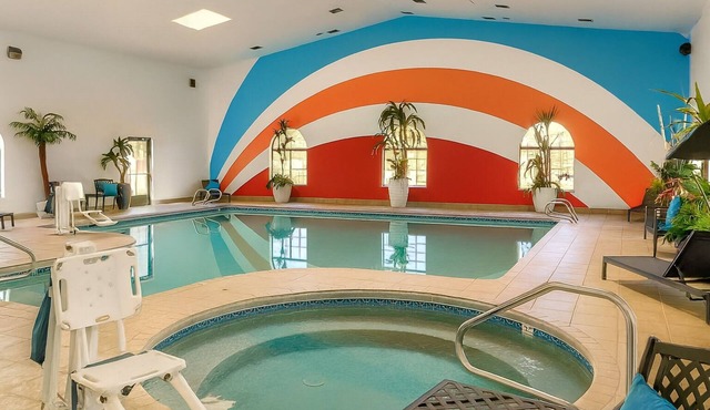 Budget-Friendly! Free Breakfast, Pets Allowed, Near Gallup Cultural Center