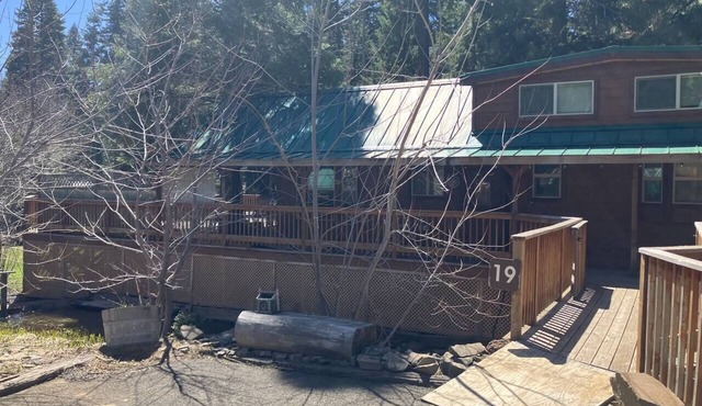Cabin #19 at Hyatt Lake Resort