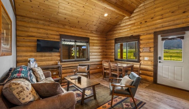 Cabin Getaway in Pray, MT