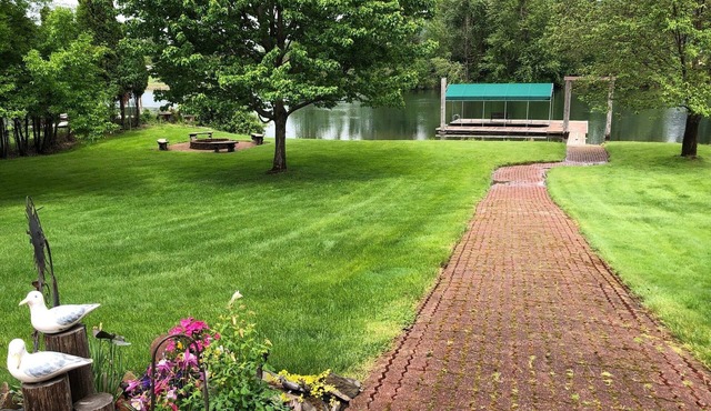 Cabin on the St. Joe with private dock