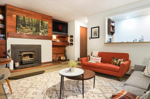 Cedar Suite at Snowater