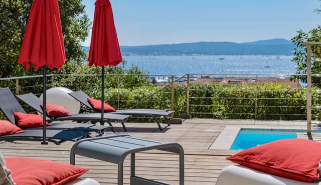 CENTRAL VILLA with PANORAMIC SEA VIEWS - SAINTE-MAXIME - SLEEPS 14 ! in Sainte-Maxime
