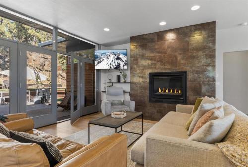 Century Luxury Retreat in Bend OR