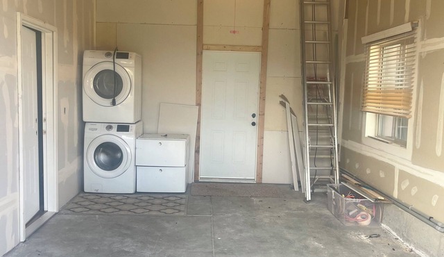 Charming 1-bedroom tiny loft condo with garage and hot tub access.