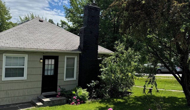 Charming 2-bdrm downtown Coeur d'Alene Historic Foster Ave-Garden District