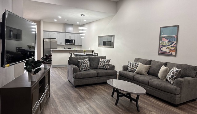 Charming 2-bedroom condo